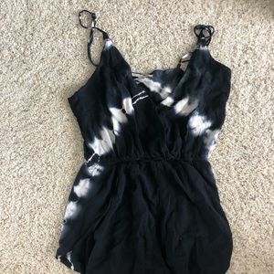 Back tie die romper
